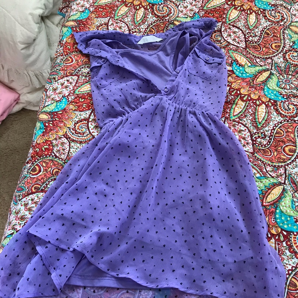 Dresses - Picture 3 of 5